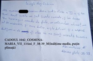 CADOUL 1042_COSMINA-MARIA_VII_13Ani_F_38-39_M(înălțime medie, puțin plinuță)
